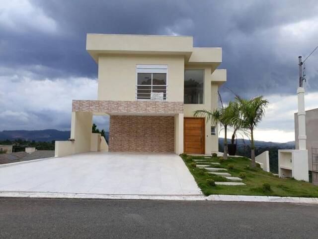 Casa para Venda em Santana de Parnaíba - 2