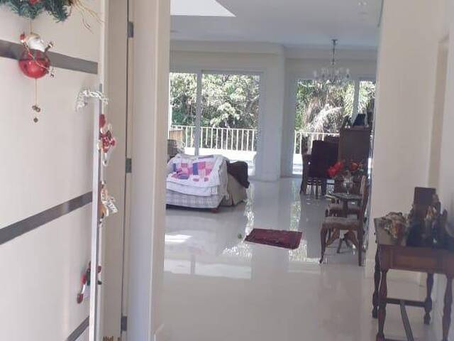 Casa para Venda em Santana de Parnaíba - 4