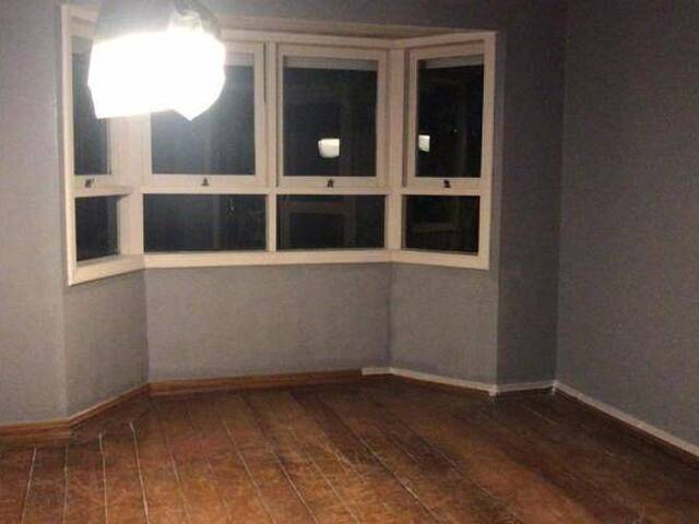 Casa para Venda em Santana de Parnaíba - 4