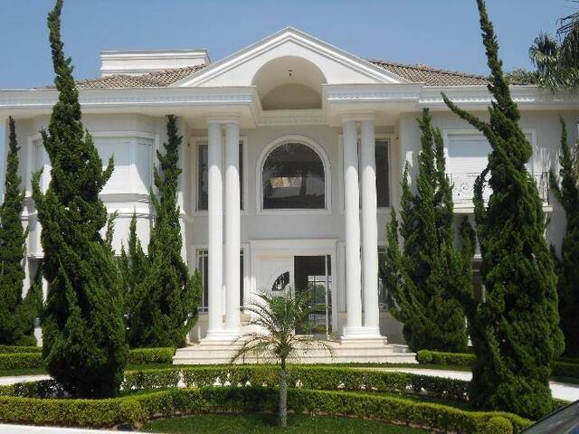 Casa para Venda em Santana de Parnaíba - 3