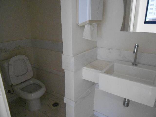 Prédio comercial para Locação em Barueri - 3