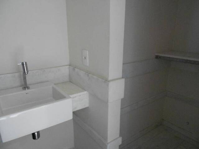 Prédio comercial para Locação em Barueri - 4