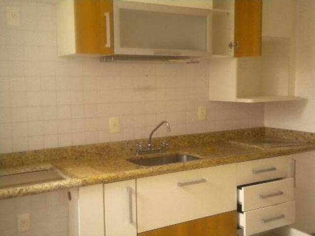 #SO0002 - Sobrado para Locação em Santana de Parnaíba - SP