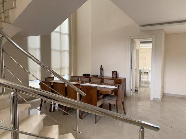 Casa para Venda em Santana de Parnaíba - 3