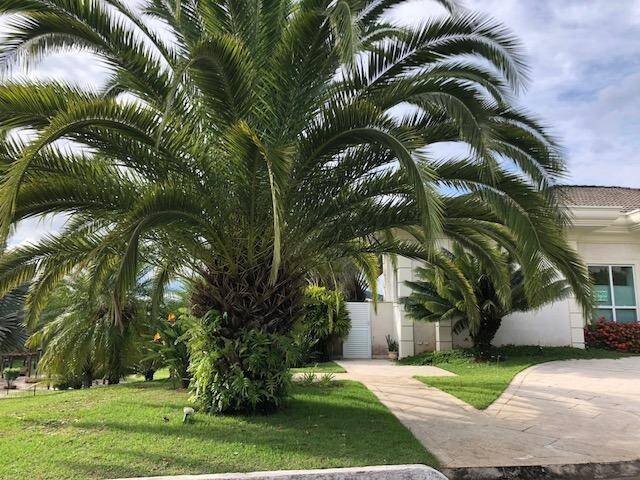 Casa para Venda em Santana de Parnaíba - 3