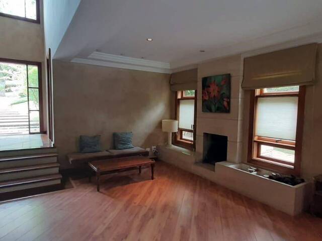 Casa para Venda em Santana de Parnaíba - 3