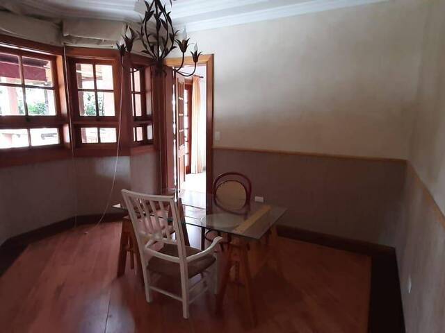 Casa para Venda em Santana de Parnaíba - 4