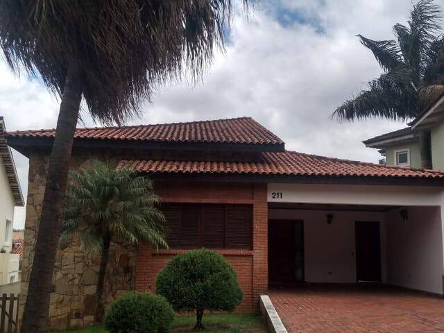 Casa para Locação em Santana de Parnaíba - 2