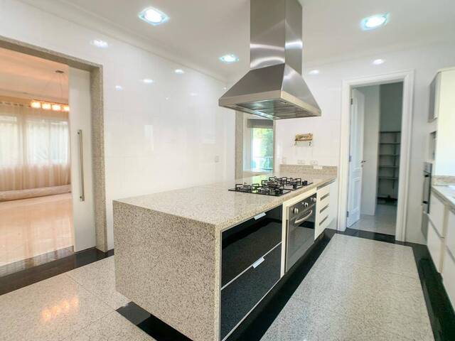 Casa para Venda em Barueri - 4