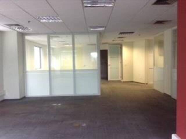 Sala para Venda em Barueri - 5
