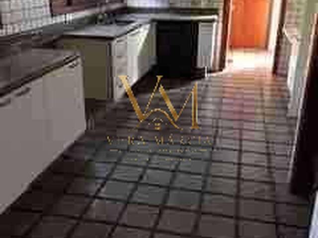 Casa para Venda em Santana de Parnaíba - 4