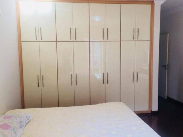 Casa para Venda em Santana de Parnaíba - 5