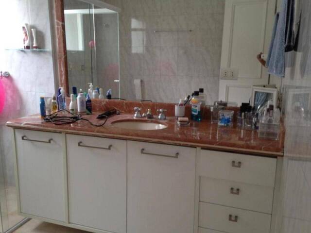 Casa para Venda em Santana de Parnaíba - 3