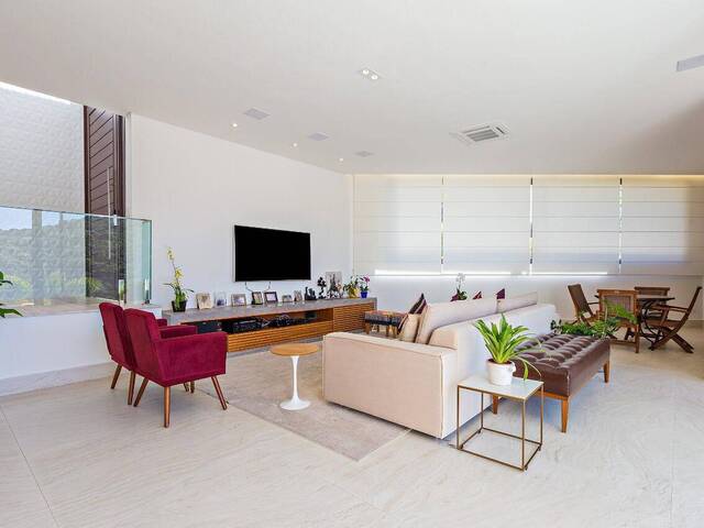 Casa para Venda em Santana de Parnaíba - 3