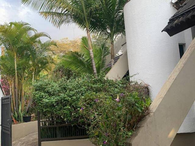 Casa para Venda em Santana de Parnaíba - 2