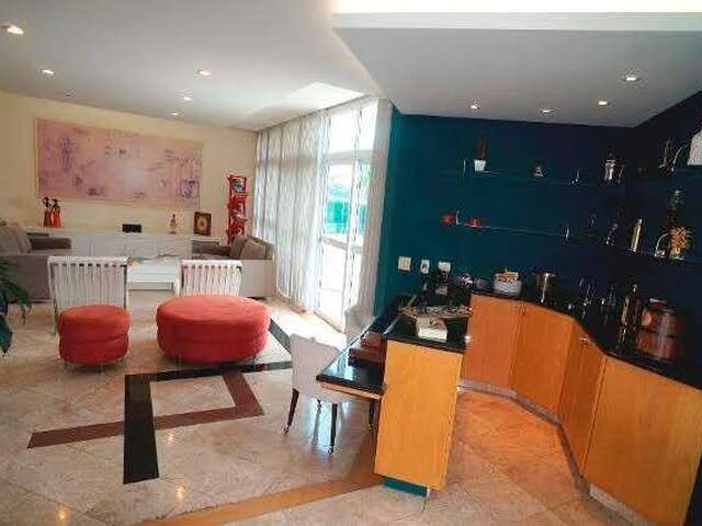 Casa para Venda em Santana de Parnaíba - 5