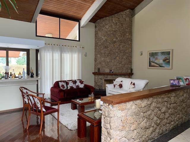 Casa para Venda em Santana de Parnaíba - 3