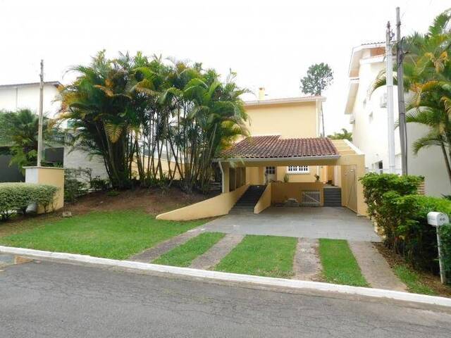Casa para Venda em Santana de Parnaíba - 2