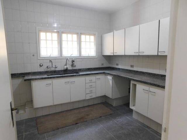 Casa para Venda em Santana de Parnaíba - 4