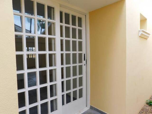 Casa para Venda em Santana de Parnaíba - 5