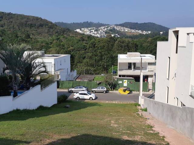 Terreno para Venda em Santana de Parnaíba - 4