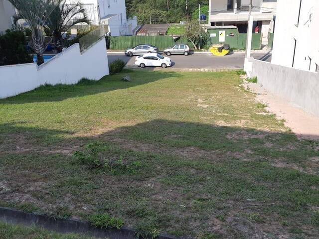 Terreno para Venda em Santana de Parnaíba - 5