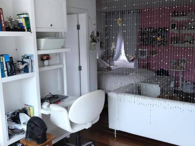 Casa para Venda em Santana de Parnaíba - 2