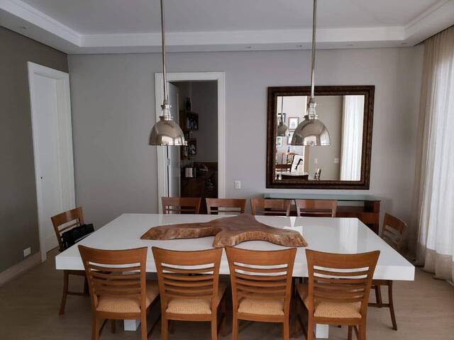 Casa para Venda em Santana de Parnaíba - 3