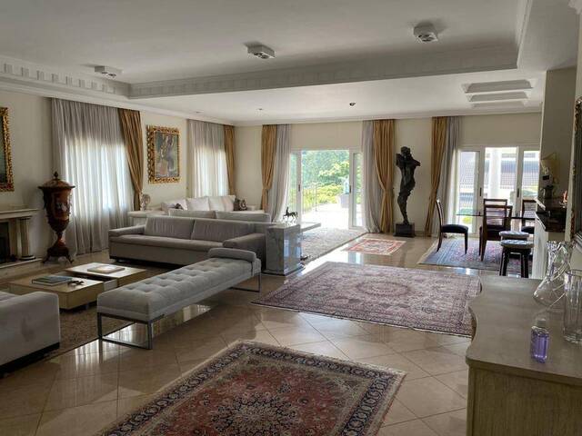 Casa para Venda em Santana de Parnaíba - 3