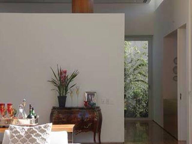 Casa para Venda em Santana de Parnaíba - 3