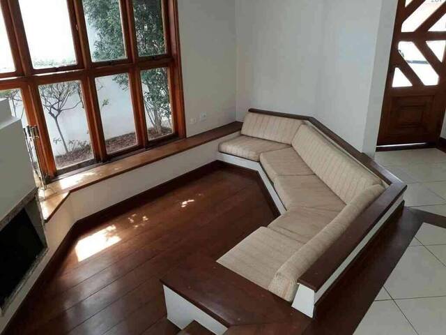 Casa para Venda em Santana de Parnaíba - 4