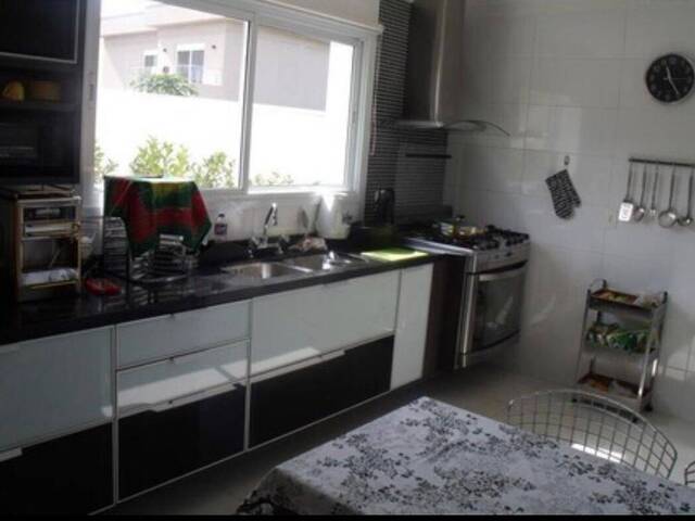 Casa para Venda em Santana de Parnaíba - 5