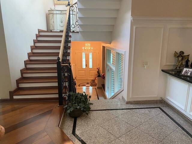 Casa para Venda em Santana de Parnaíba - 2