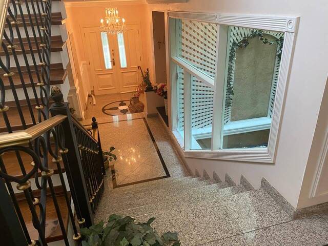 Casa para Venda em Santana de Parnaíba - 3