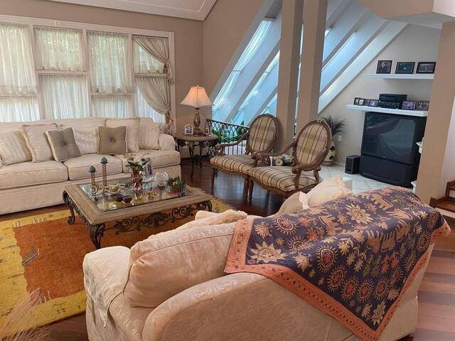 Casa para Venda em Santana de Parnaíba - 5