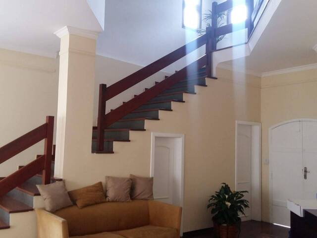 Casa para Venda em Santana de Parnaíba - 2