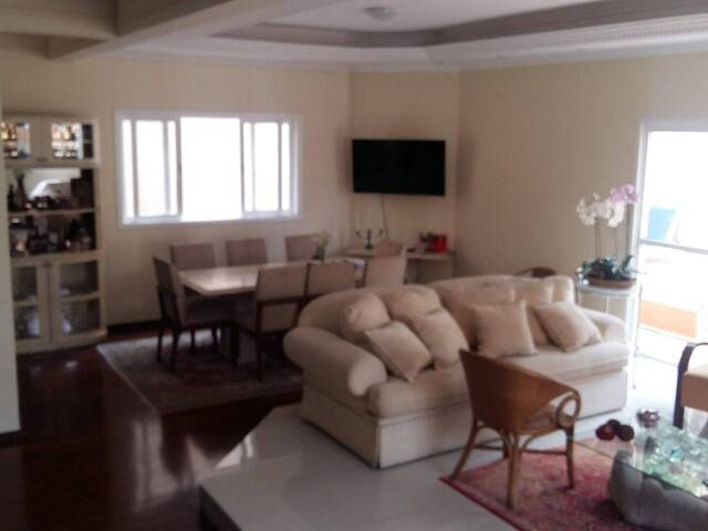 Casa para Venda em Santana de Parnaíba - 4