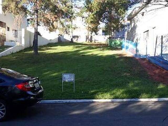 Terreno para Venda em Santana de Parnaíba - 3