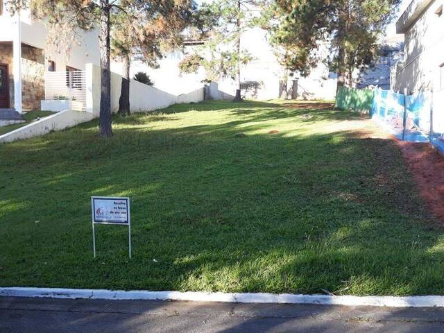 Terreno para Venda em Santana de Parnaíba - 5