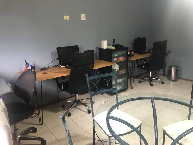 Casa para Venda em Santana de Parnaíba - 2