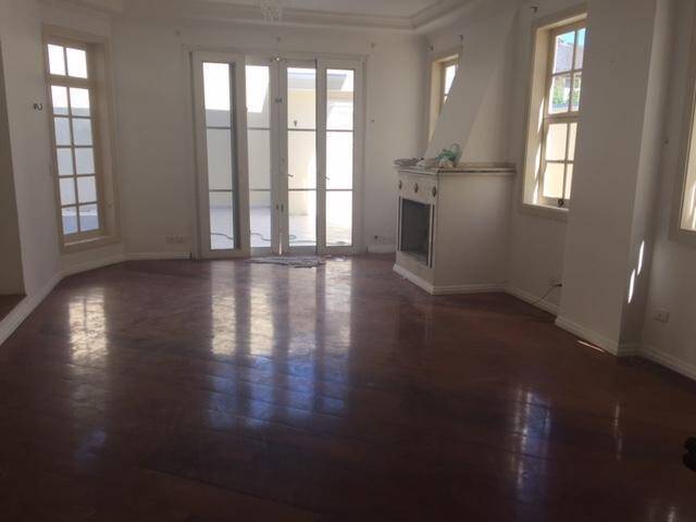 Casa para Locação em Santana de Parnaíba - 4