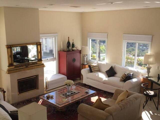 Casa para Venda em Santana de Parnaíba - 3