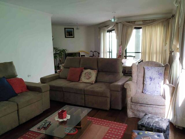 Casa para Venda em Santana de Parnaíba - 3