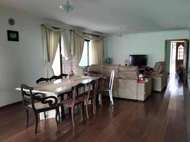 Casa para Venda em Santana de Parnaíba - 4