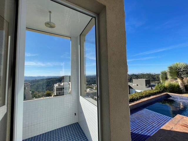 Casa para Venda em Santana de Parnaíba - 3