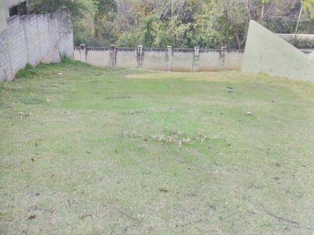 Terreno para Venda em Santana de Parnaíba - 4