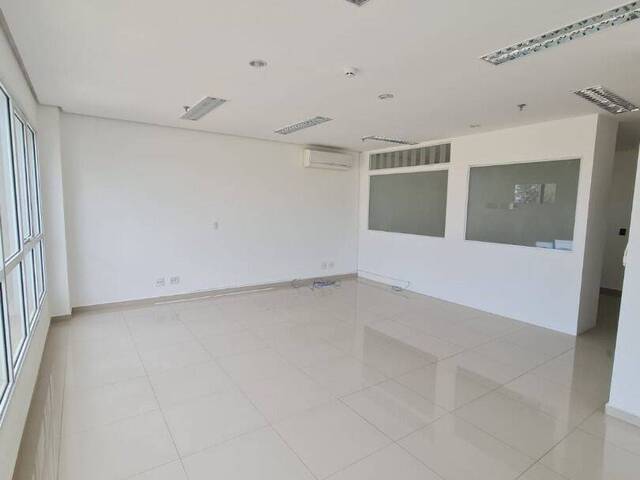 Sala para Venda em Barueri - 3