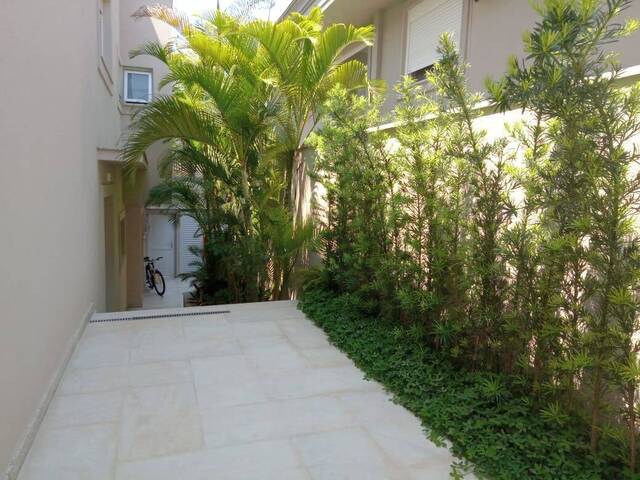 Casa para Venda em Santana de Parnaíba - 3