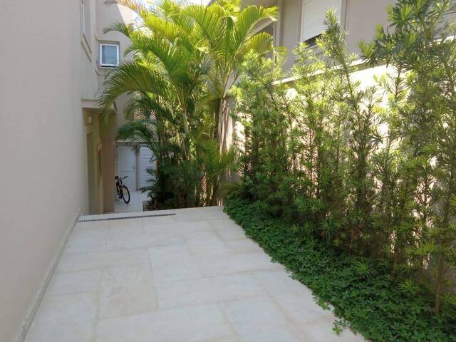 Casa para Venda em Santana de Parnaíba - 4