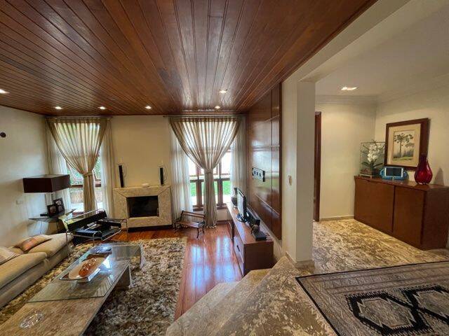 Casa para Venda em Santana de Parnaíba - 3